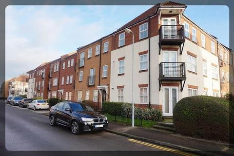 hull rent flats onthemarket apartments 1px dock hu9 plimsoll yorkshire victoria flat east bedroom way