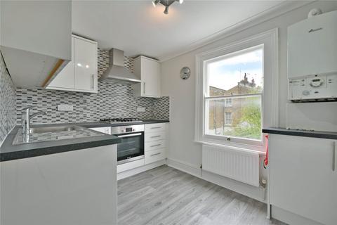 3 bedroom flat to rent, Gascony Avenue, West Hampstead, NW6
