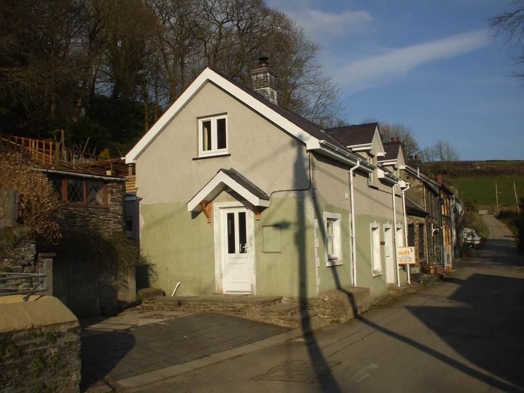 Drefelin, Velindre, Llandysul 2 bed house £450 pcm (£104 pw)