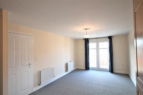 2 bedroom apartment to rent, Worsdell House, Blount Close