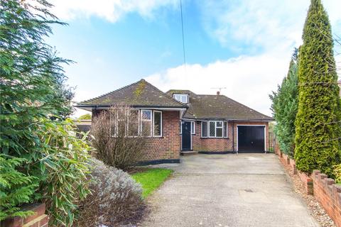 2 bedroom bungalow to rent, Amberley Close, Harpenden, Hertfordshire