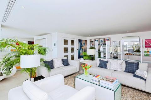 3 bedroom apartment for sale, The Quays, Salford Quays, Salford, Greater Manchester, M50