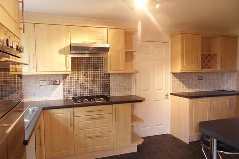 4 bedroom detached house to rent, Coleridge Crescent, Killay, SA2