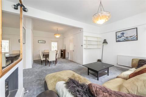 2 bedroom flat to rent, Fleet Road, South End Green, London