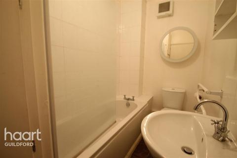 1 bedroom flat to rent, Farnham Road, Guildford