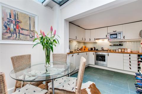 1 bedroom flat for sale, Homestead Road, Fulham, London