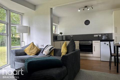 undefined, Blythe House, Bracknell