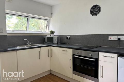 undefined, Blythe House, Bracknell