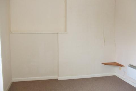 1 bedroom flat to rent, High Street, Shepton Mallet