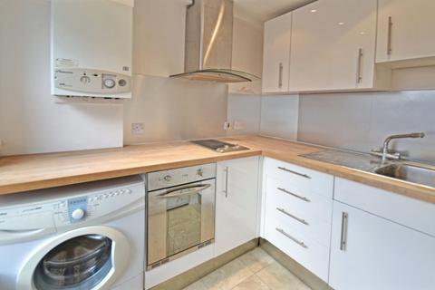 Studio to rent, Pond Street, Belsize Park NW3