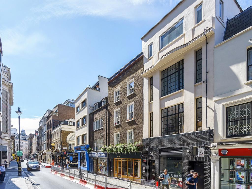 Brewer St