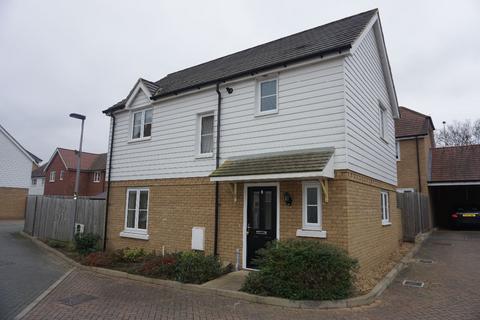 3 bedroom detached house to rent, MEAD CRESCENT, REDHOUSE PARK