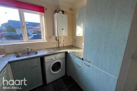 2 bedroom end of terrace house to rent, Anders Corner, Bracknell