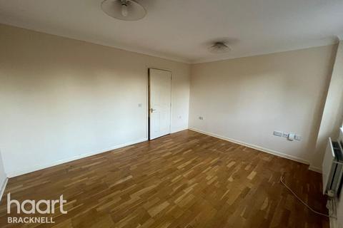 2 bedroom end of terrace house to rent, Anders Corner, Bracknell