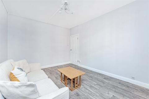 2 bedroom flat to rent, Jessel House, Page Street, London, SW1P