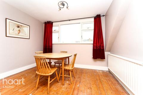 2 bedroom apartment to rent, Grange Road, LONDON