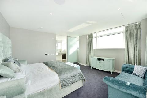 4 bedroom flat to rent, Pan Peninsula Square, London