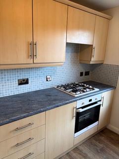 2 bedroom apartment to rent, St Peters Close, Bromsgrove