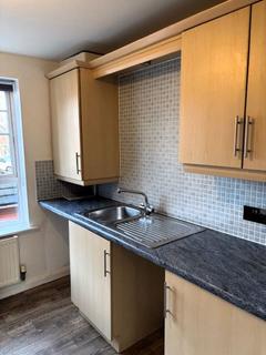 2 bedroom apartment to rent, St Peters Close, Bromsgrove