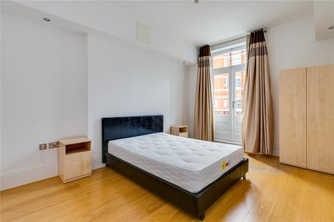 3 bedroom flat to rent, Nevern Square, Earls Court, London