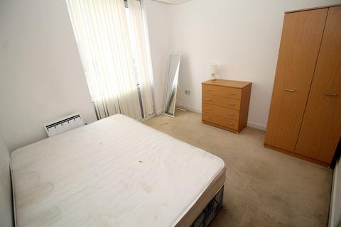 2 bedroom apartment to rent, Admiralty Tower, Queen Street
