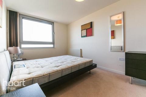 2 bedroom flat to rent, Throwley Way, Sutton