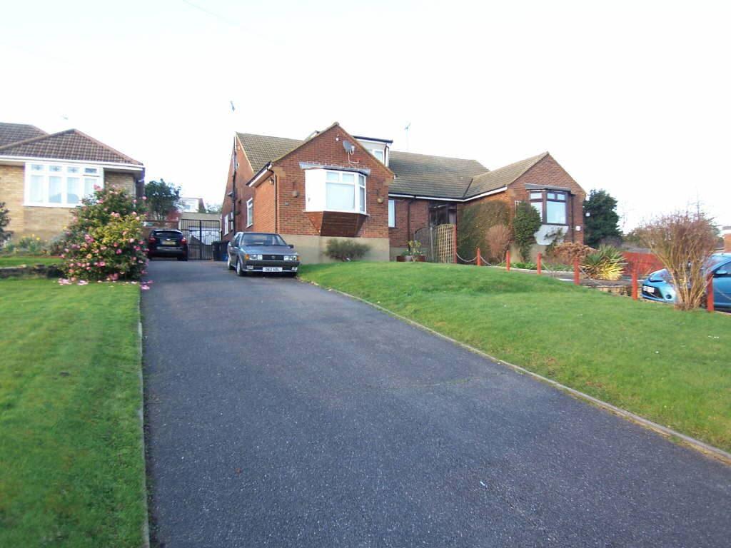 Western Road, Nazeing, Essex, EN9 3 bed bungalow £399,995