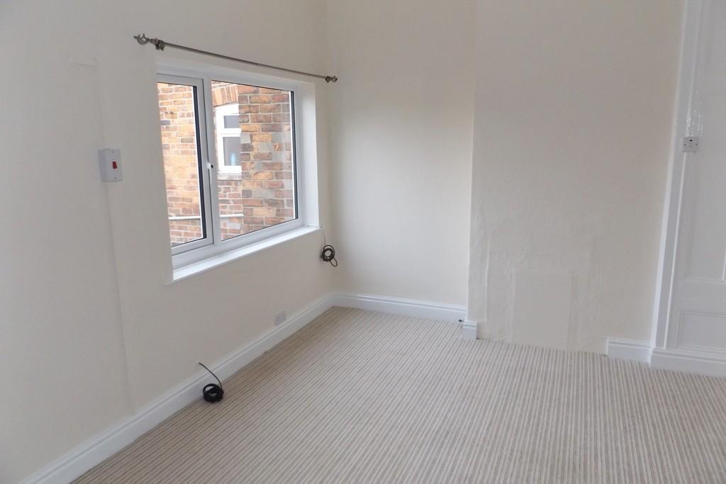 Nantwich Road, Crewe 2 bed apartment £575 pcm (£133 pw)