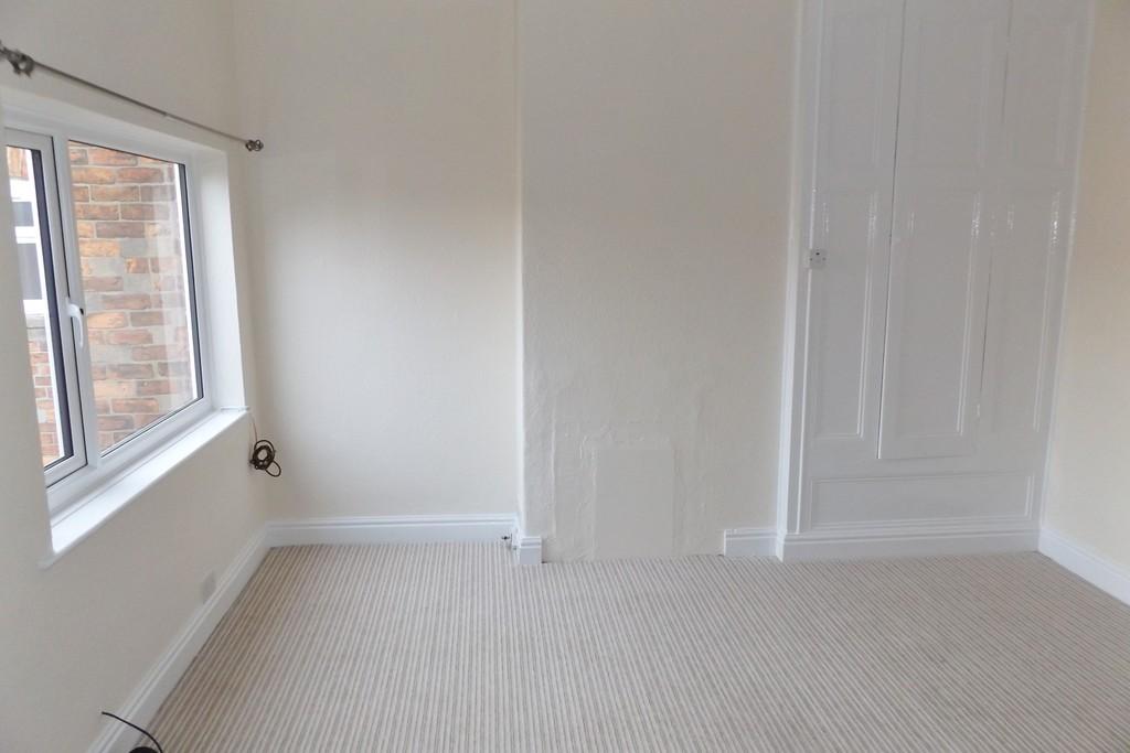 Nantwich Road, Crewe 2 bed apartment £575 pcm (£133 pw)