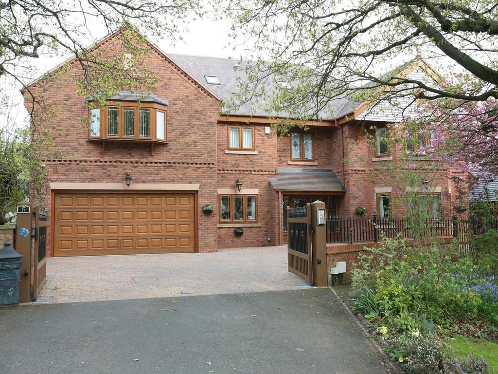 Oakfield House, 17 Sandy Lane, Cannock, WS11 1RF 7 bed detached house
