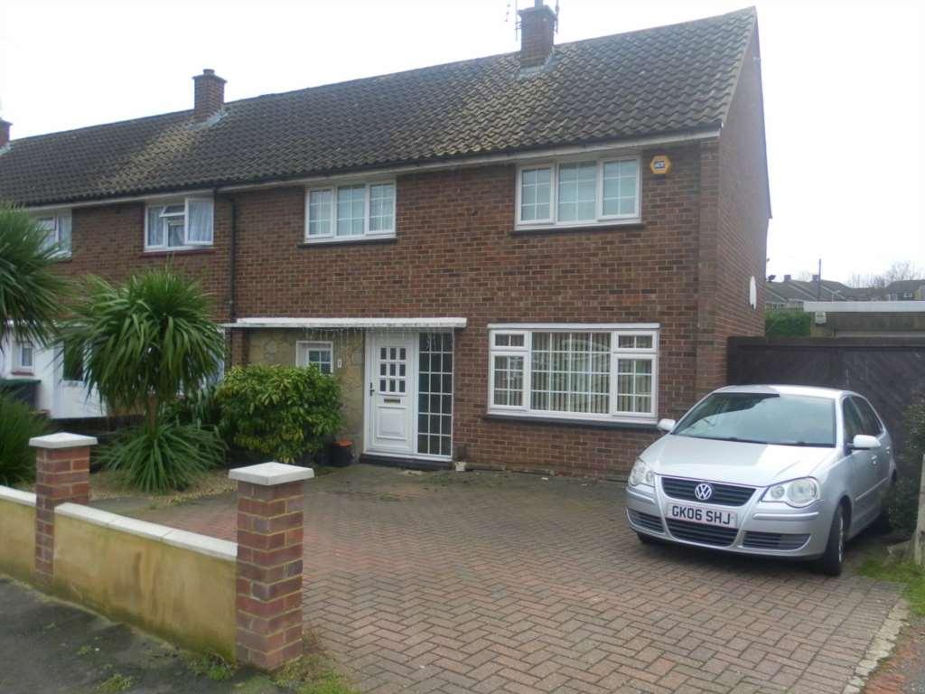 Scott Road, Gravesend 3 bed semidetached house £300,000