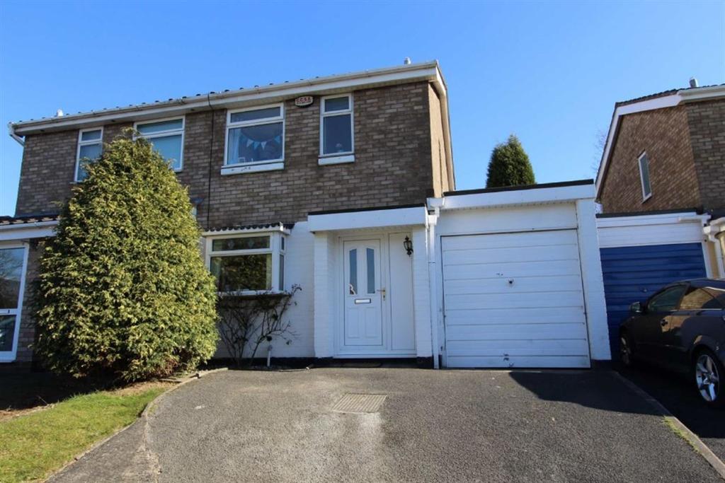 Brambling, Wilnecote, Tamworth, Staffordshire, B77 5PQ 2 bed semi