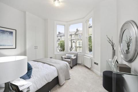 1 bedroom apartment for sale - St Stephens Avenue, London, W12