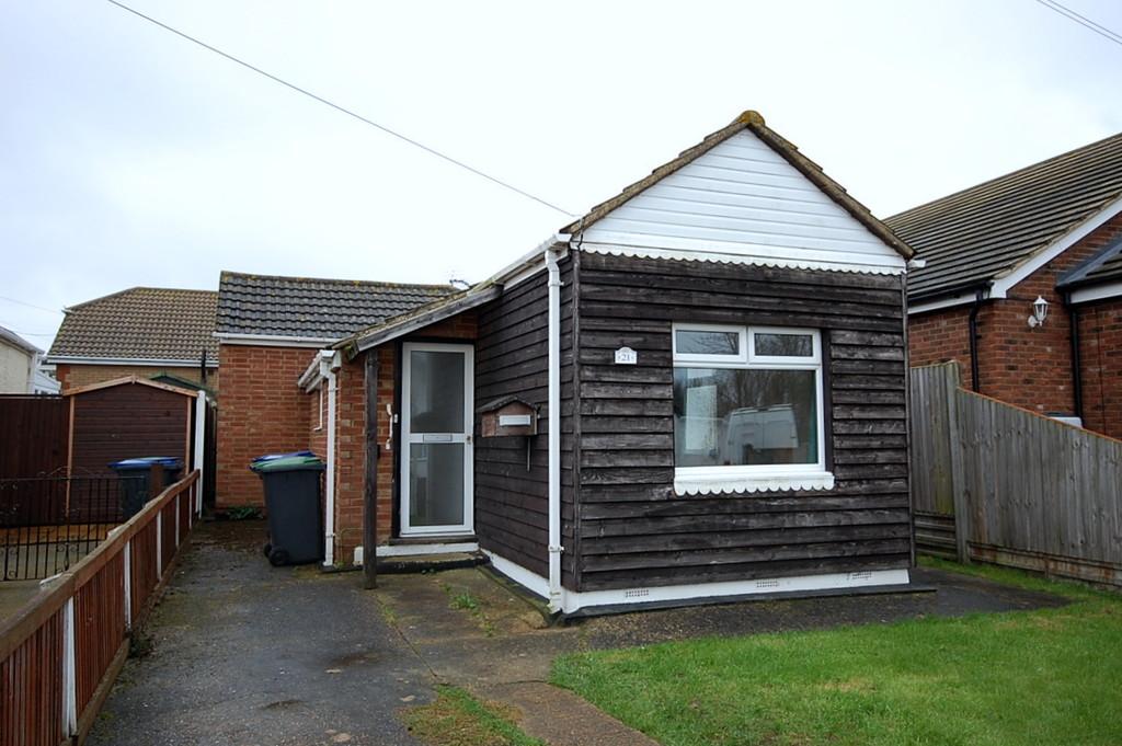 Austin Avenue, Studd Hill, Herne Bay 2 bed detached bungalow £159,995