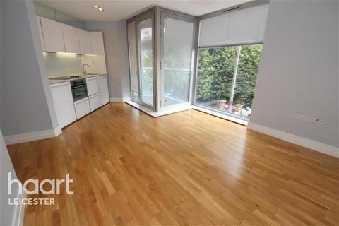 2 bedroom flat to rent, Arcus Apartments, Highcross