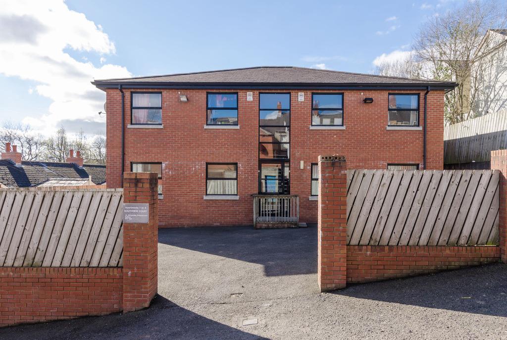 Apt 2, Southview Court, Stranmillis Embankment, Belfast, BT7 1GB 2 bed apartment £525 pcm (£