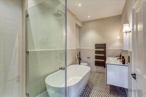 2 bedroom flat to rent, Sydney Street, Chelsea, SW3