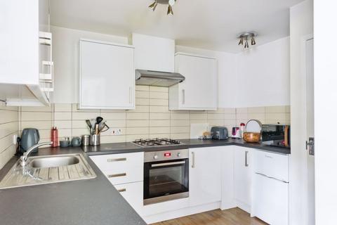 1 bedroom maisonette to rent, Nightingale Road, Godalming GU7