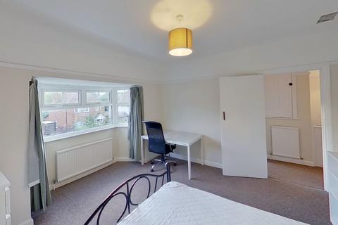undefined, Cherry Tree Avenue, Guildford, GU2 7XB