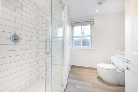 Studio to rent, Marshall Street, Soho, W1F