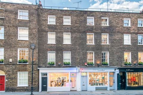 Studio to rent, Marshall Street, Soho, W1F