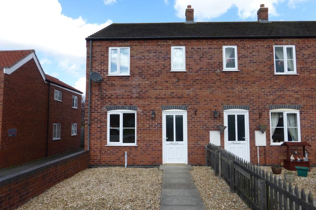 Willingham Road, Market Rasen 2 bed end of terrace house £500 pcm (£