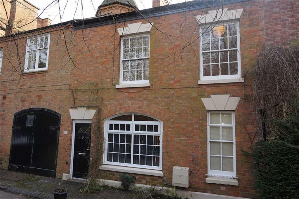 Off Grenfell Road, Stoneygate, Leicester 3 bed terraced house £275,000