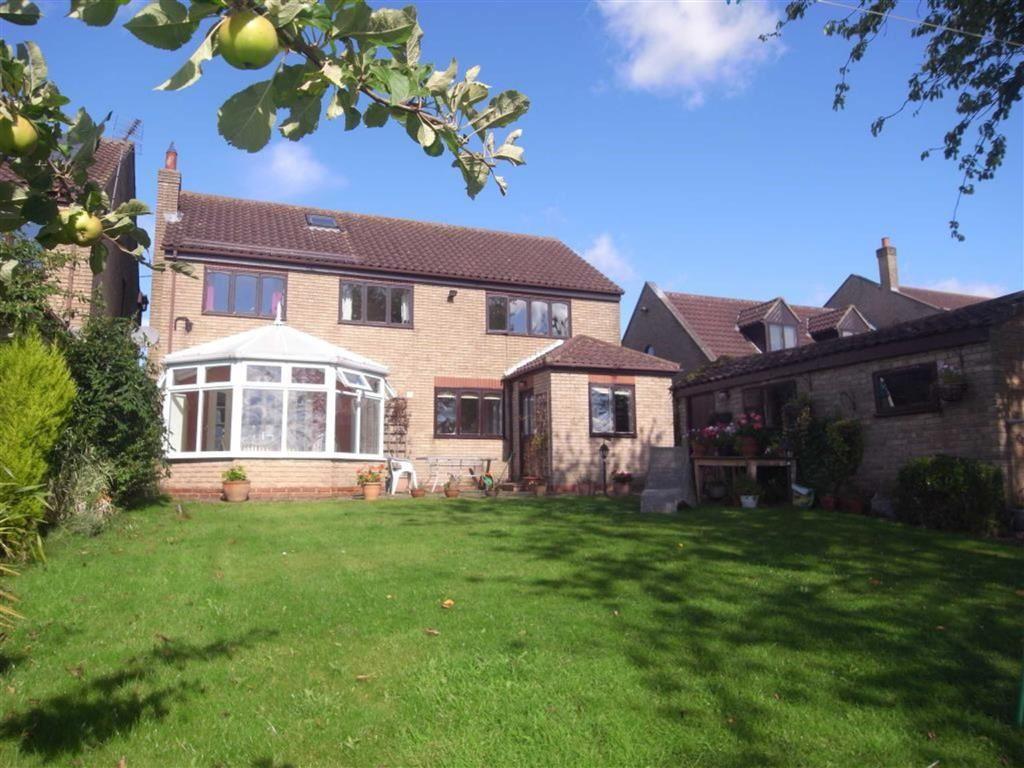 South View, Brafferton, Darlington 5 bed detached house £299,000