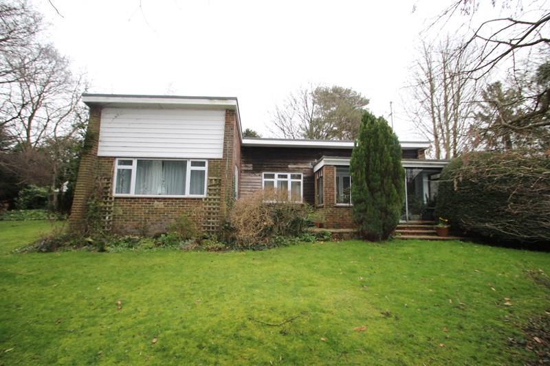 The Street, Albourne, Hassocks 2 bed detached bungalow £550,000
