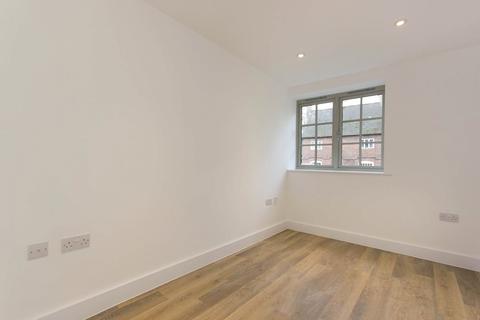 1 bedroom apartment to rent, High Street, Trumpington, Cambridge