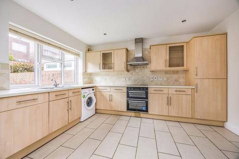 4 bedroom townhouse to rent, Ashburton Road, Southsea