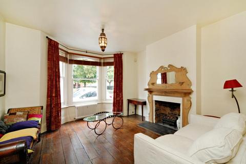 1 bedroom apartment to rent, Cabul Road, London, SW11