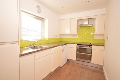 2 bedroom apartment to rent, Henconner Lane, Chapel Allerton, Leeds