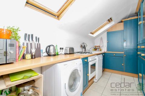 2 bedroom flat to rent, Sherriff Road, West Hampstead NW6